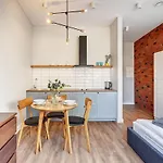 Domillion New Modern Old Town U2304 Апартаменти *