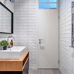 Lägenhet Domillion New Modern Old Town U2304