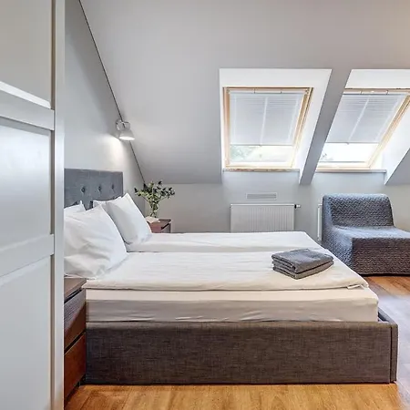 Domillion New Modern Old Town U2304