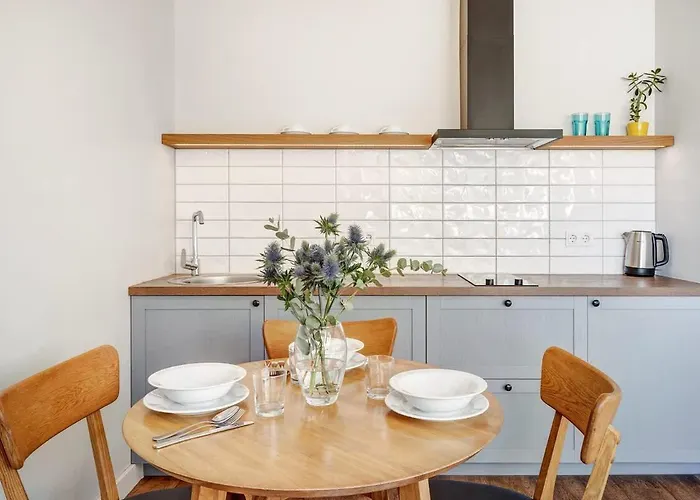 Διαμέρισμα Domillion New Modern Old Town U2304 *